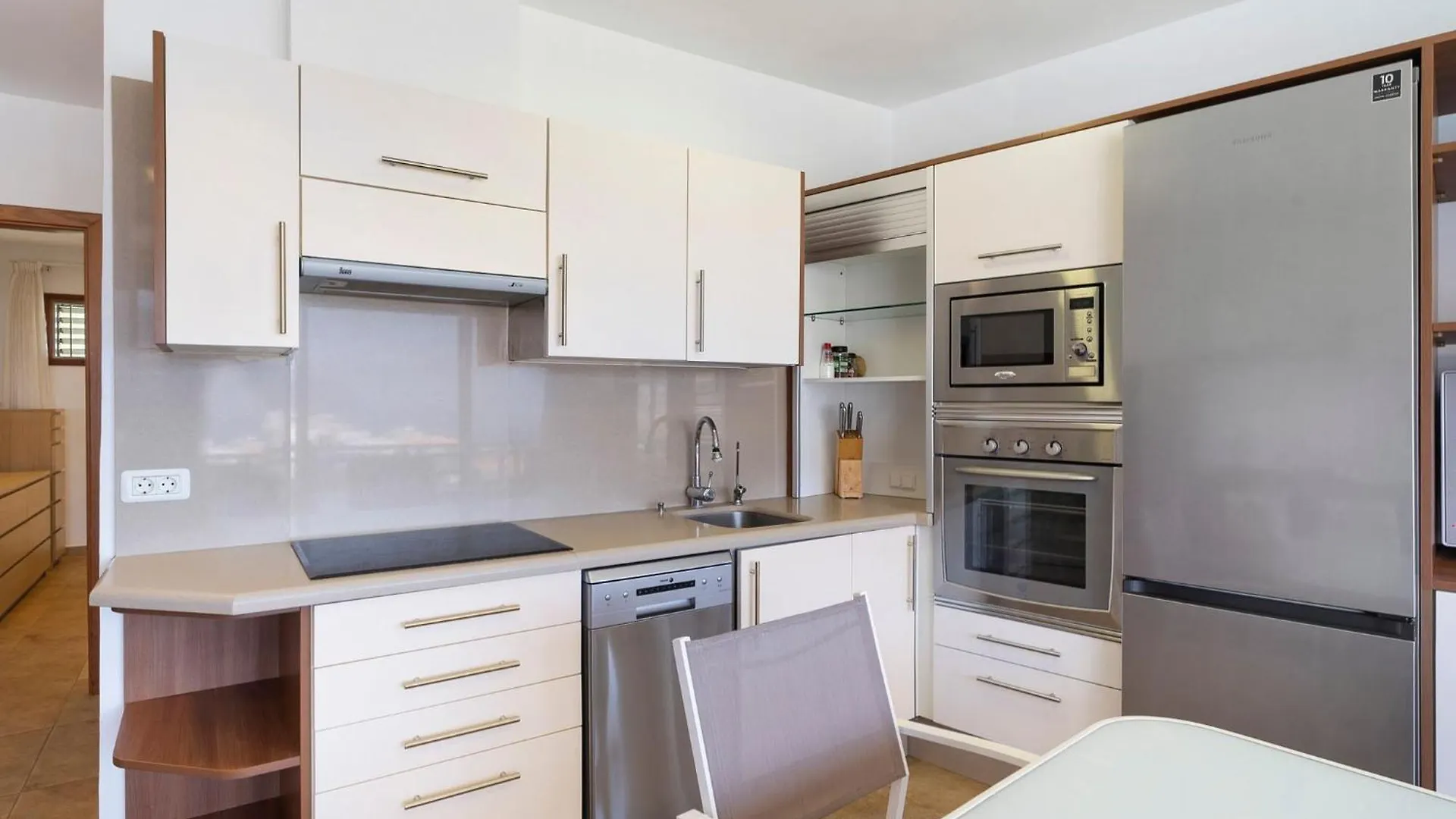 Precioso Apartamento Arenas Negras Sea View Pool Puerto de Santiago  Spain